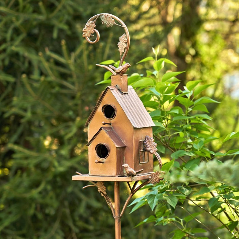 Vogelhaus-Gartenpfähle